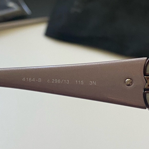 Chanel sunglasses 4164 Camelia flower, authentic - Picture 7 of 14